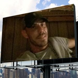 Meet your Posher, Adam